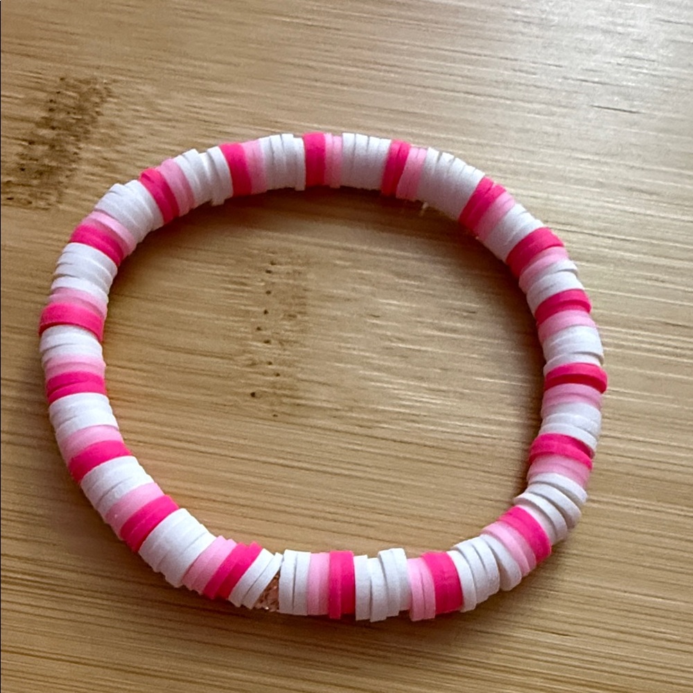 ‼️5/$25‼️ Pink, brightpink, and White Beaded Bracelet